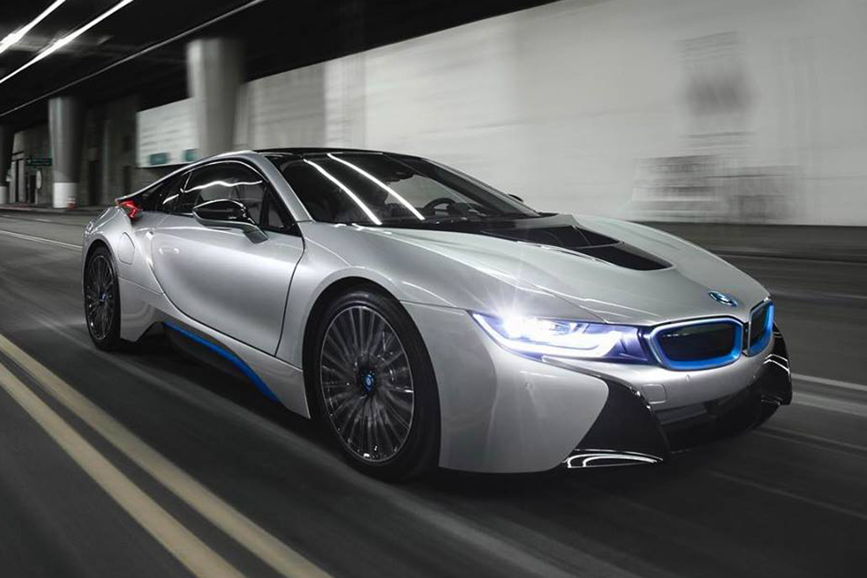 i8