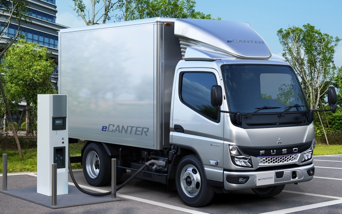 三菱ふそうトラック・バス